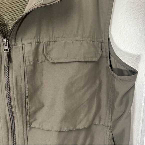 R&R Outdoors Army Green Utility Fishing Vest Size XL - Picture 5 of 12